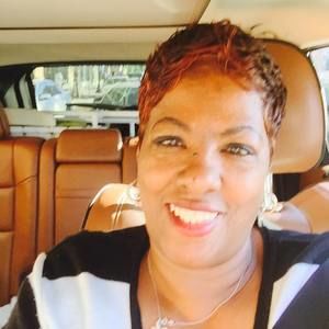 Meet your Posher, Deborah